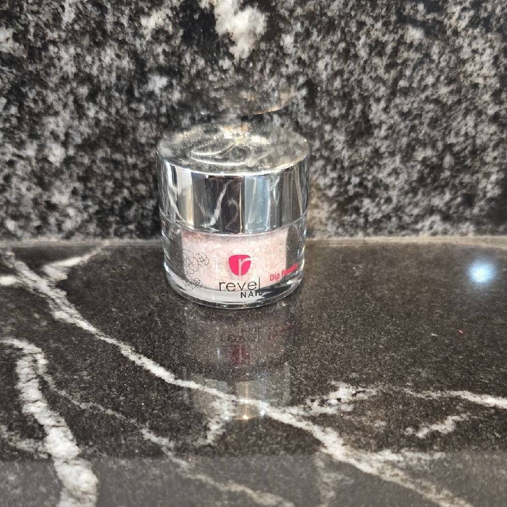 Pillowtalk Revel Nail Dip Powder